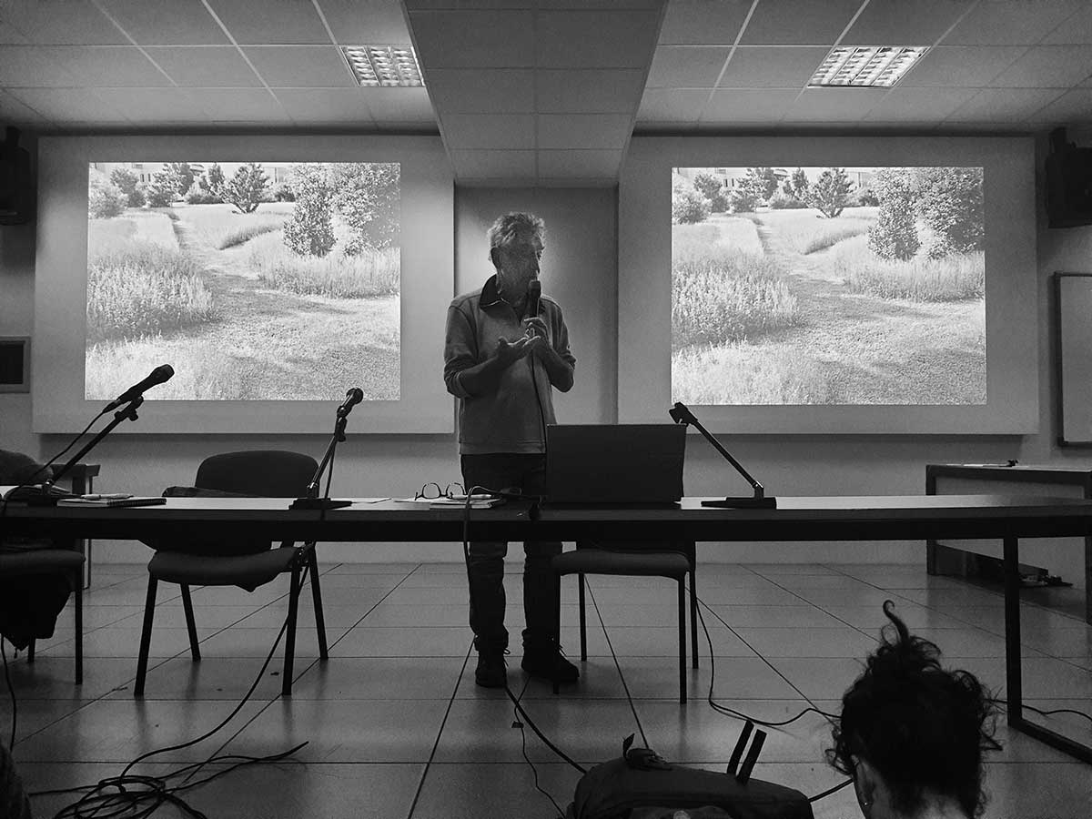 Conférence de Gilles Clément à la faculté Victor Ségalen à Brest, le 4 décembre 2024.